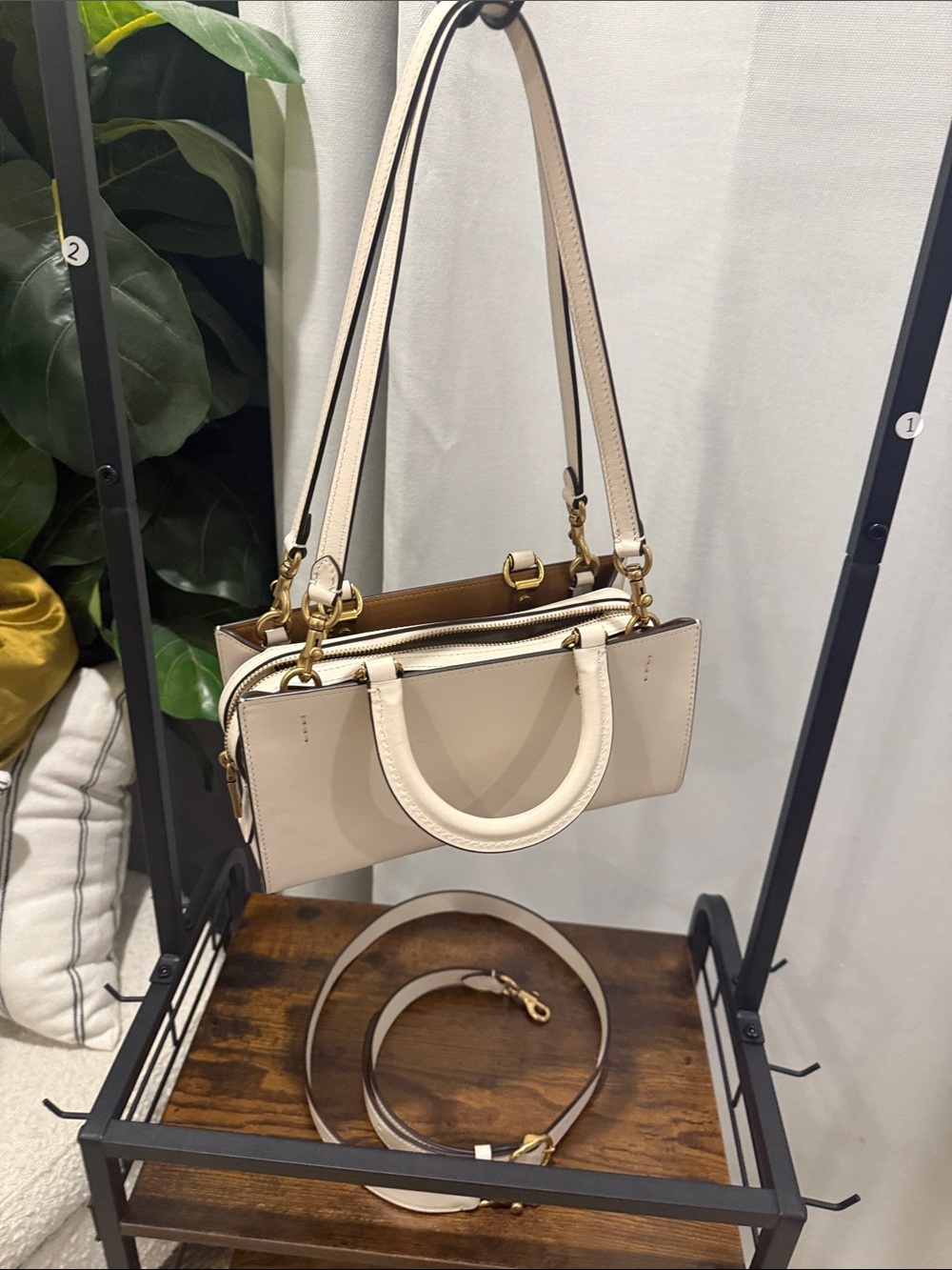 Coach Rogue 26 in Chalk | New Without Tags - Picture 8 of 10